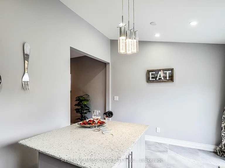 734 Willard Ave #MAIN — Photo 20