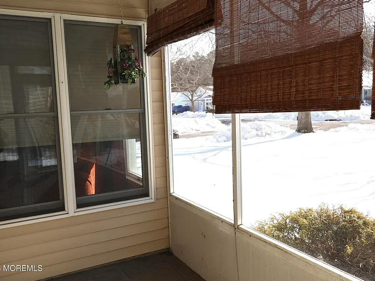 2409 Coral Leaf Rd — Photo 24