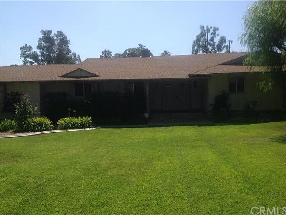 1st image of 15695 Palomino Dr