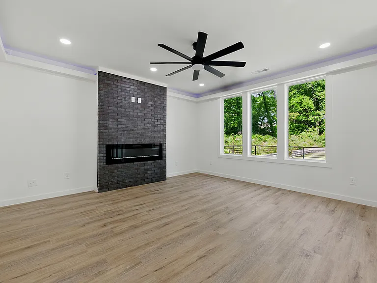3299 Sims St — Photo 17