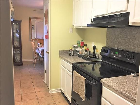 5th image of 544 Cedarwood Dr