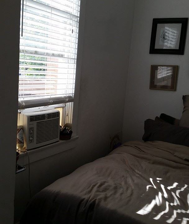 1st image of 128 B St APT 4