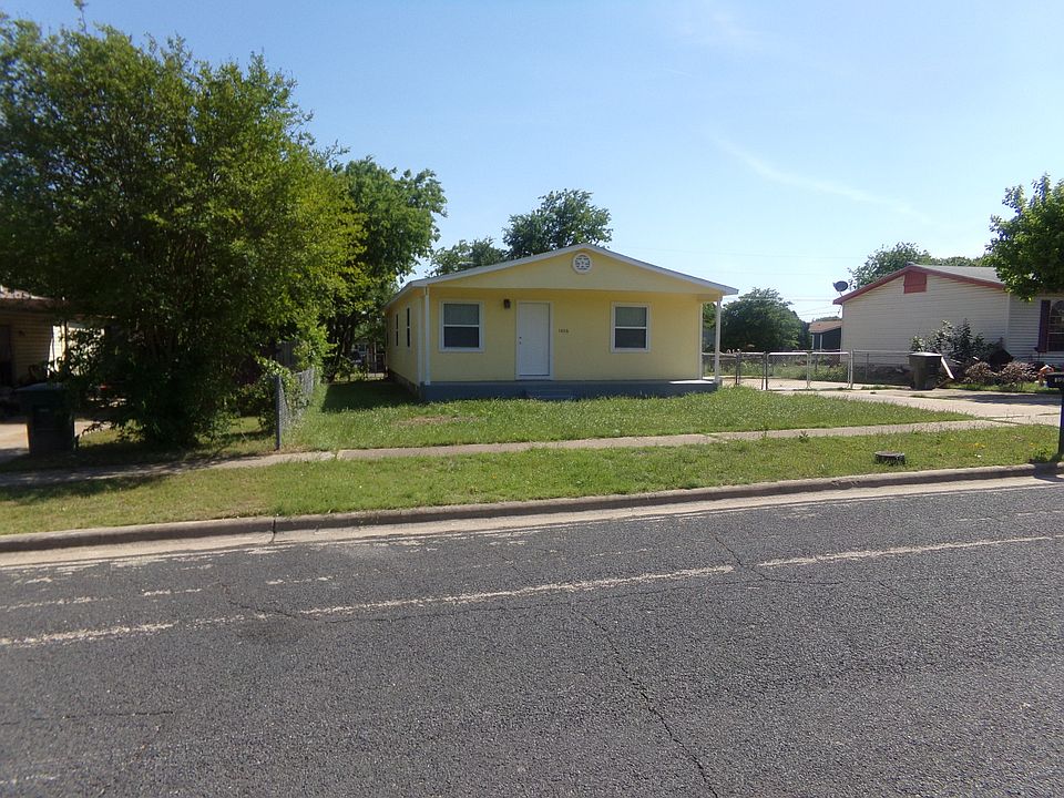 1st image of 1406 Elyse Dr