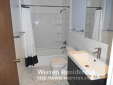 4th image of 115 W Squantum St APT 704