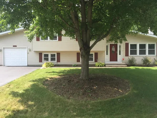 1103 Bonita Ln, McHenry, IL 60050