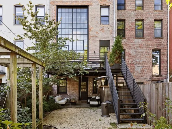 121 Saint James Pl, Brooklyn, NY 11238