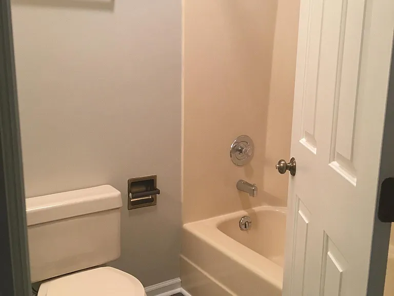 1520 S Highland Ave — Photo 19