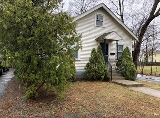 11 Gleason Rd, Shrewsbury, MA 01545