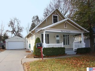 4225 Lenox Ave, Lincoln, NE 68510