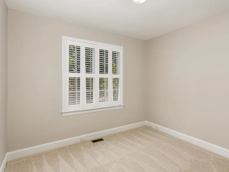 612 Hardimont Rd — Photo 17