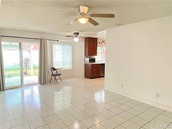 5th image of 24699 Heath Ct