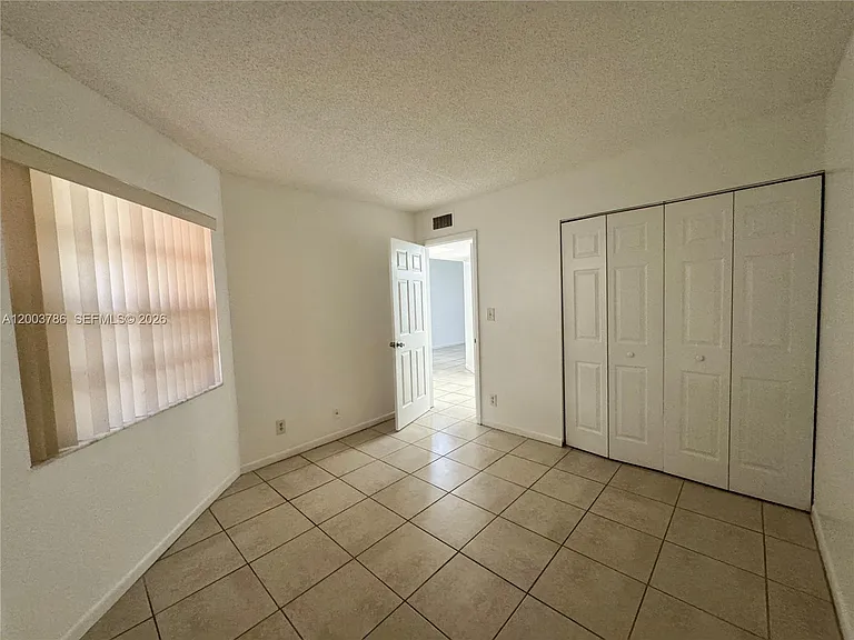 4033 Lakeside Dr #4033 — Photo 20