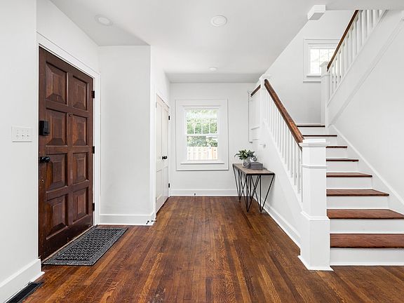 5th image of 5207 N Capitol Ave