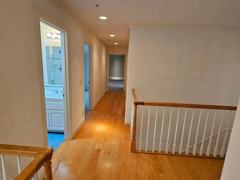 staircase to Upstairs'