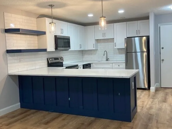 Royale Apartments