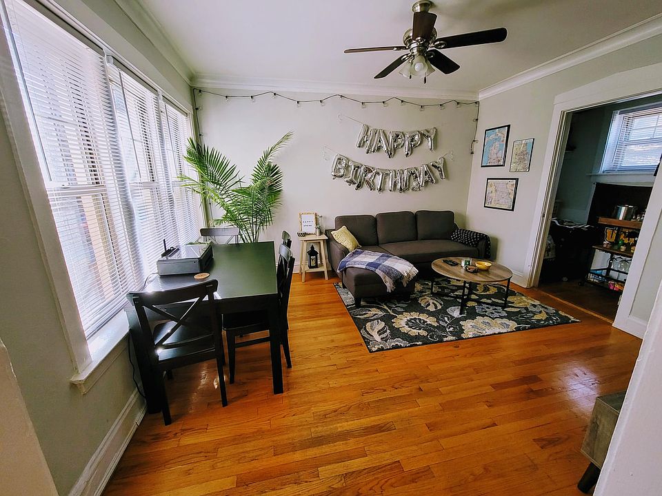 1st image of 1502 W Rosemont Ave #1