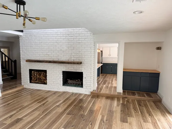 9125 Raeford Dr, Dallas, TX 75243