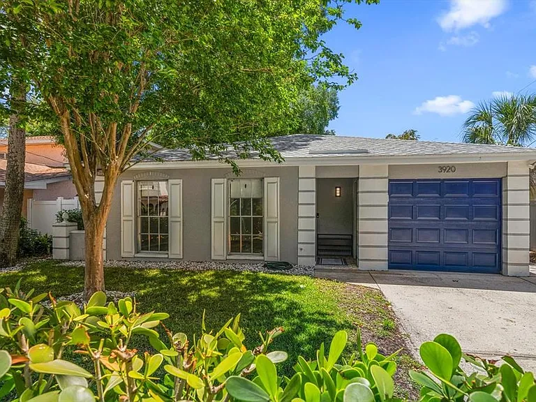 3920 W Barcelona St — Photo 1