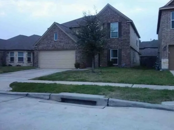 1083 Ranch Oak Dr, Houston, TX 77073