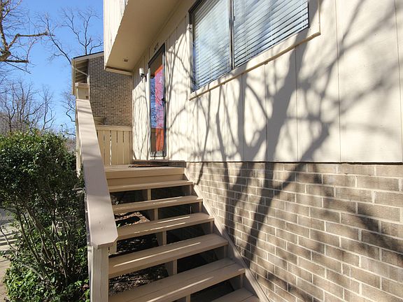 2nd image of 2473 Glengyle Dr #180