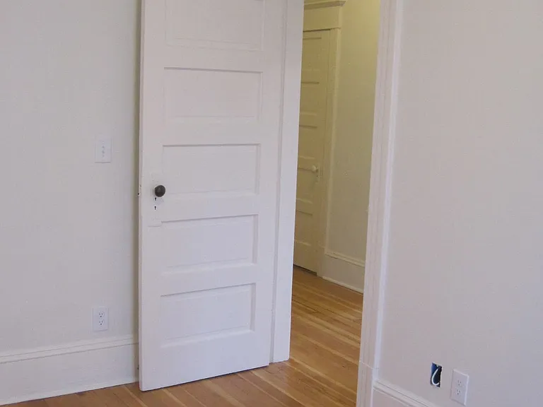 817 13th Ave — Photo 29