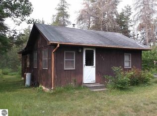 4107 Island Lake Rd NW, Kalkaska, MI 49646