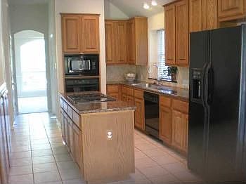 4th image of 111 Scorpion Dr