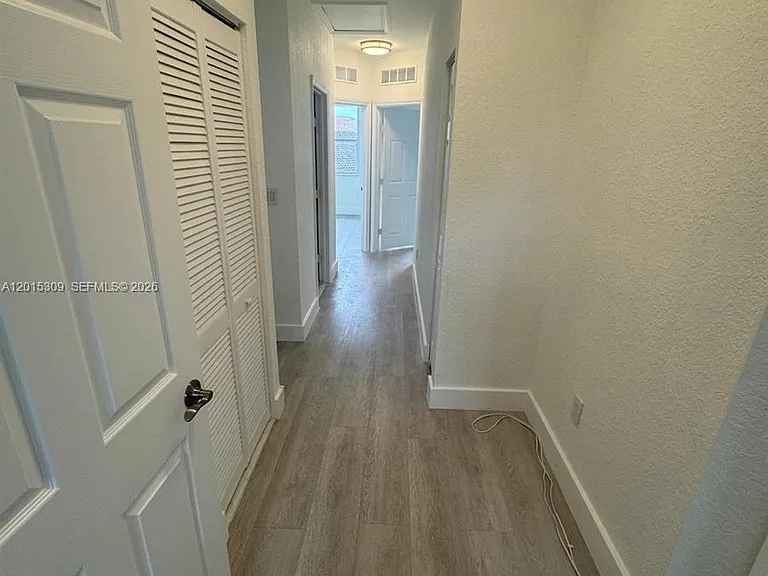 5090 SW 136th Ave — Photo 12