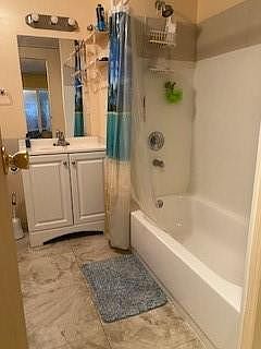 5th image of 142 NW 53rd Court