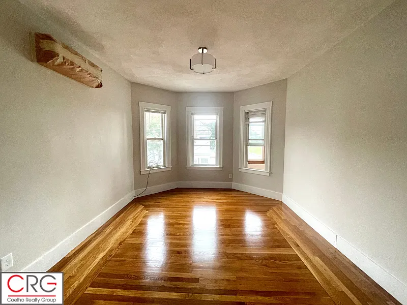 4 bed, 1500 sqft, $4,000 — Photo 3