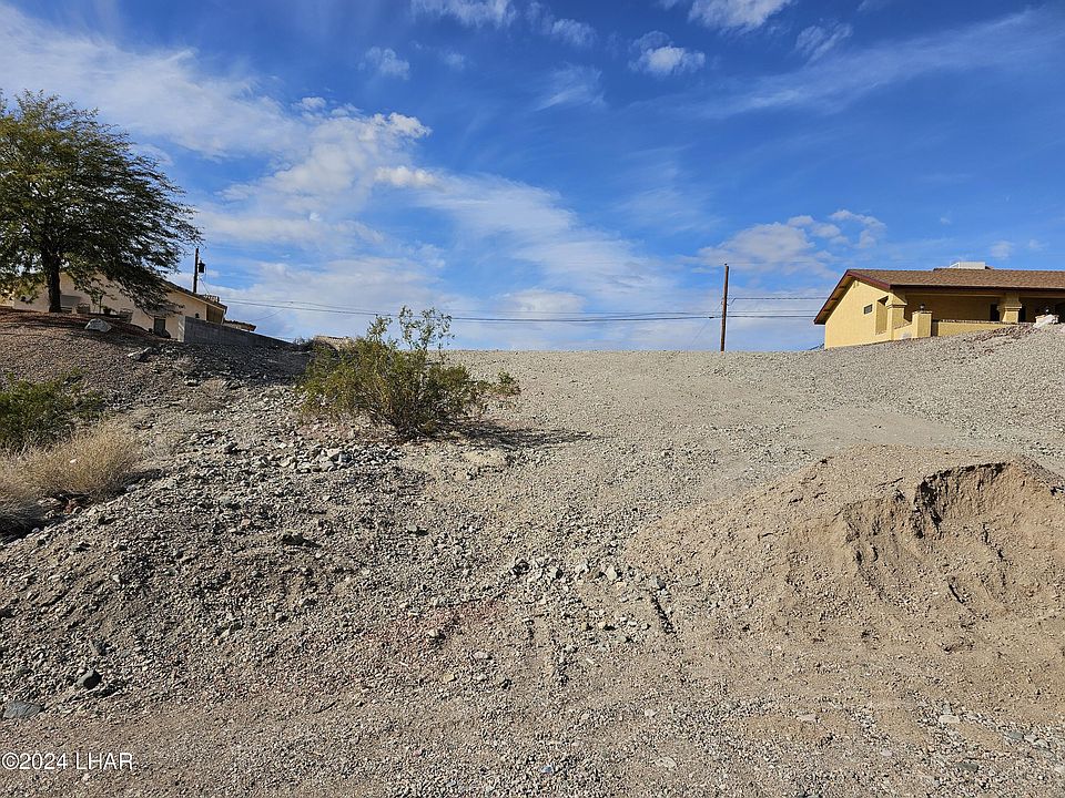 2nd image of 2549 Fannin Dr