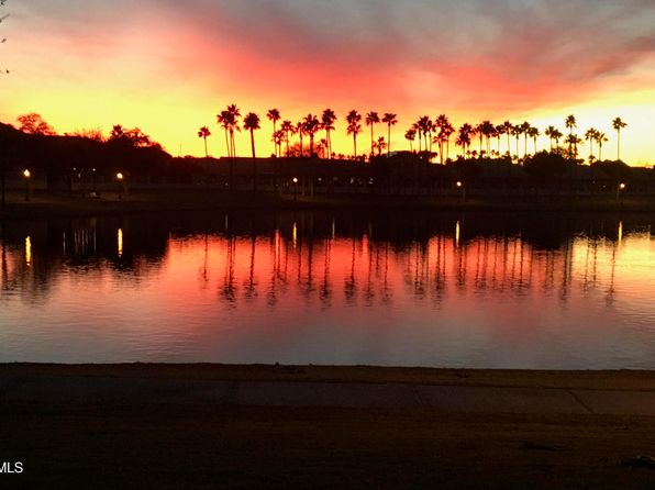 10952 S Desert Lake Dr, Goodyear, AZ 85338