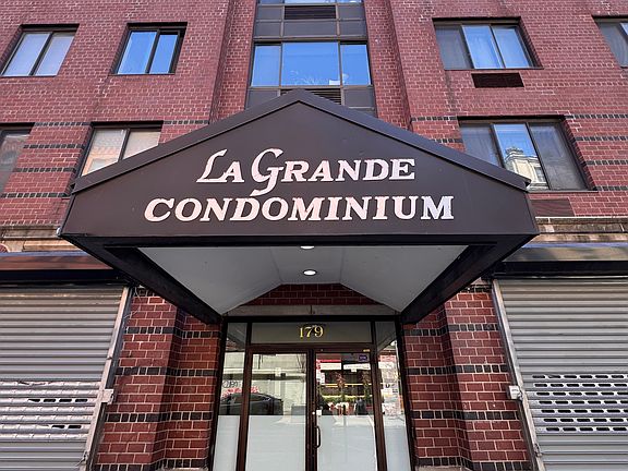 2nd image of 179 Grand St APT 5E