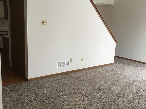 2nd image of 758 Double Jack St