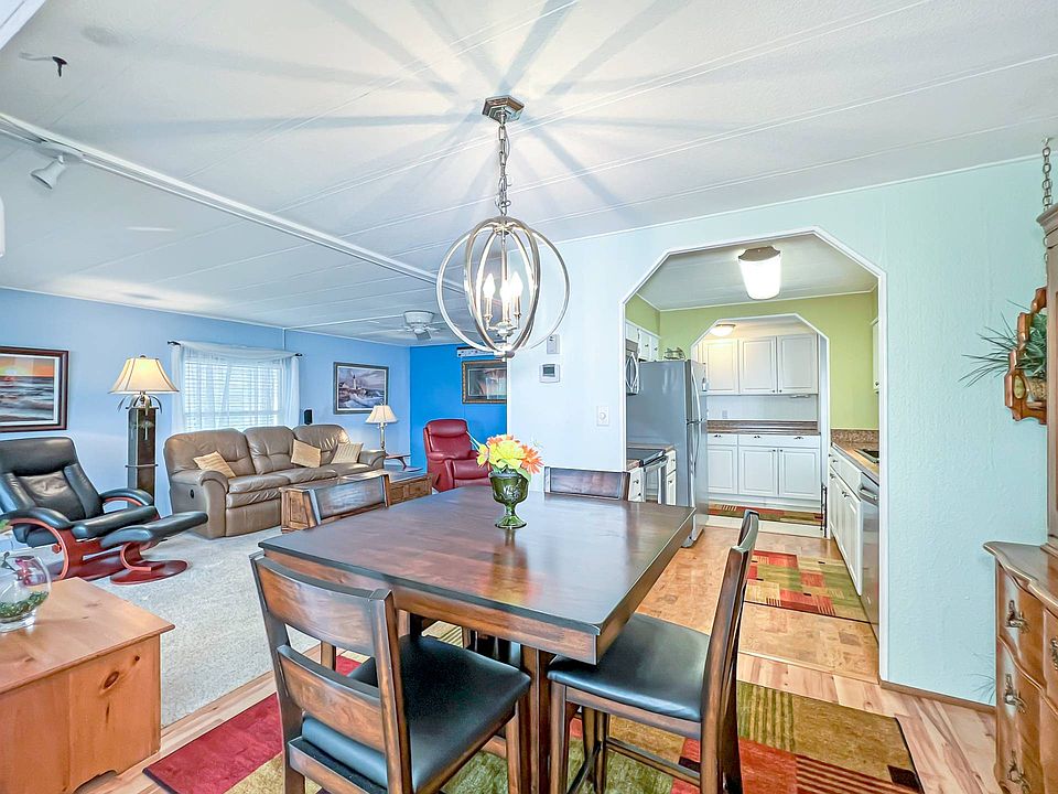 1st image of 64 Quiche Ct