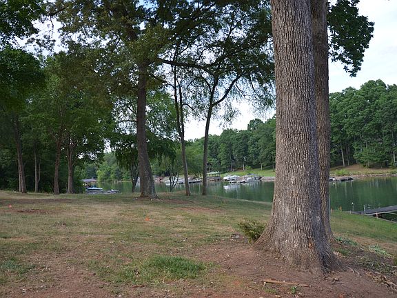 4th image of 249 Pintail Run Ln