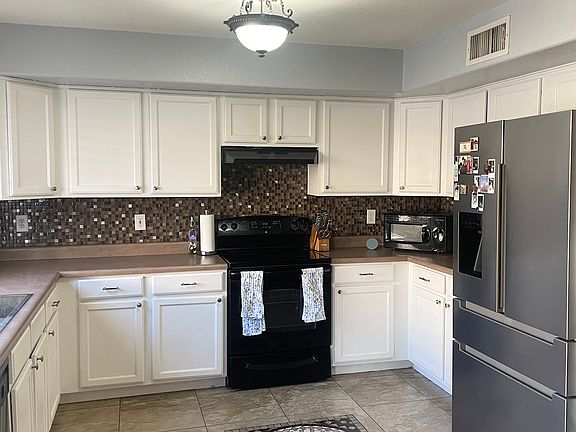 2nd image of 12914 W Palm Ln
