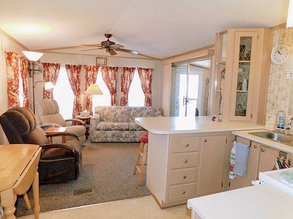 3rd image of 37400 Chancey Rd #73