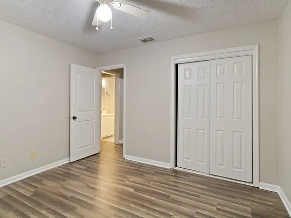 235 Sunny Hills Dr #1, Athens, GA 30601