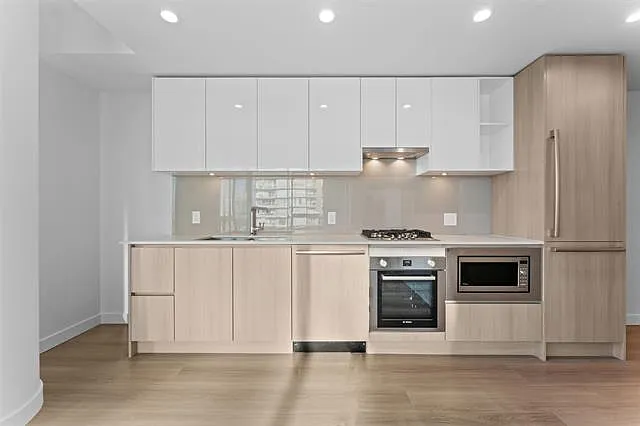 1 bed, 536 sqft, $2,200 — Photo 3