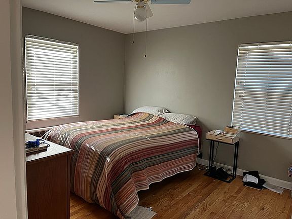 4th image of 6015 Winnetka Dr