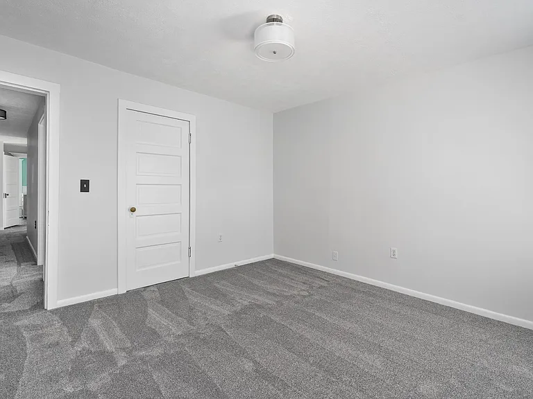 800 Hamlet St — Photo 11