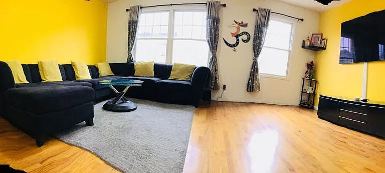 274 Griffith St #2 — Photo 3