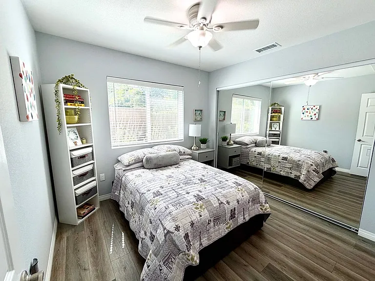 140 Princeton Ave — Photo 10