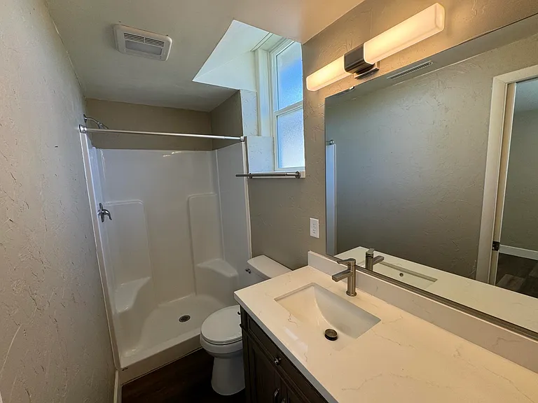 302 N 5th Ave — Photo 10