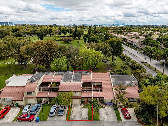 3rd image of 3325 Torremolinos Ave #C-44