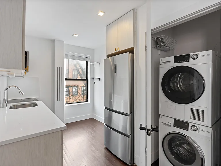 140 Orchard St #10 — Photo 12
