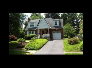 402 Park Ter, Harrisburg, PA 17111