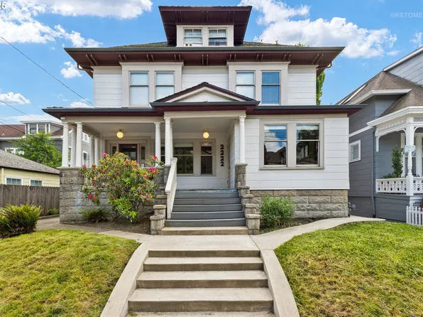2222 NW Irving St, Portland, OR 97210