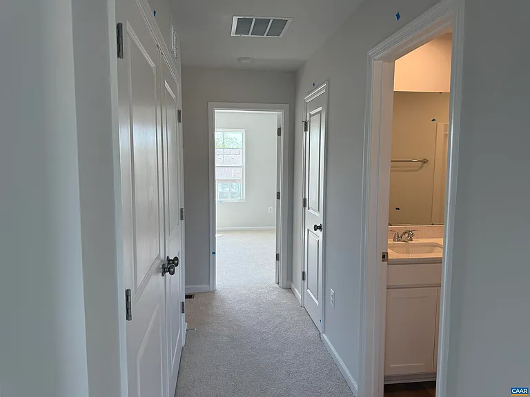 37 Laurin St — Photo 12
